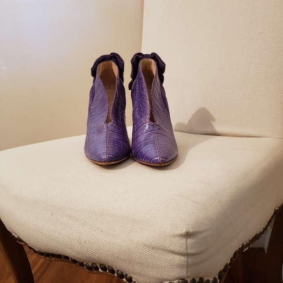Escada Purple Pumps - Picture 3 of 4